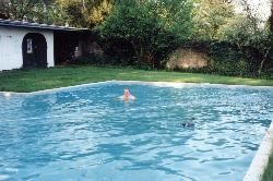 Schwimmbad: Verkauf kleines Chateau / Schloss  in Montmedy / Lothringen : Chateau / Schloss wird derzeit als Hotel benutzt, bestens eingeführt
