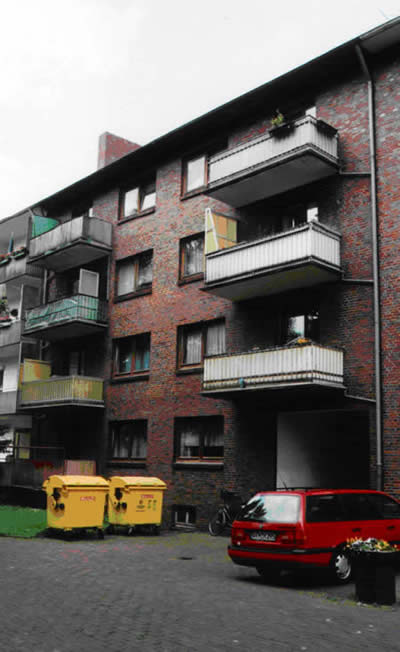 Ansicht Rückseite: Kapitalanlage mit guter Rendite: MFH mit 9 Wohnungen in Wilhelmshaven